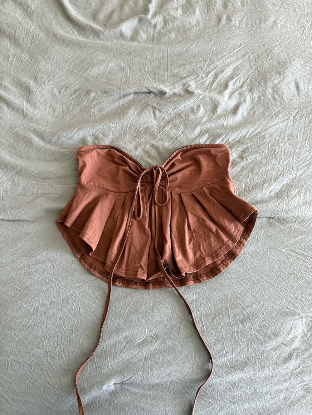 Women’s Rust Tie-Front Pleated Top